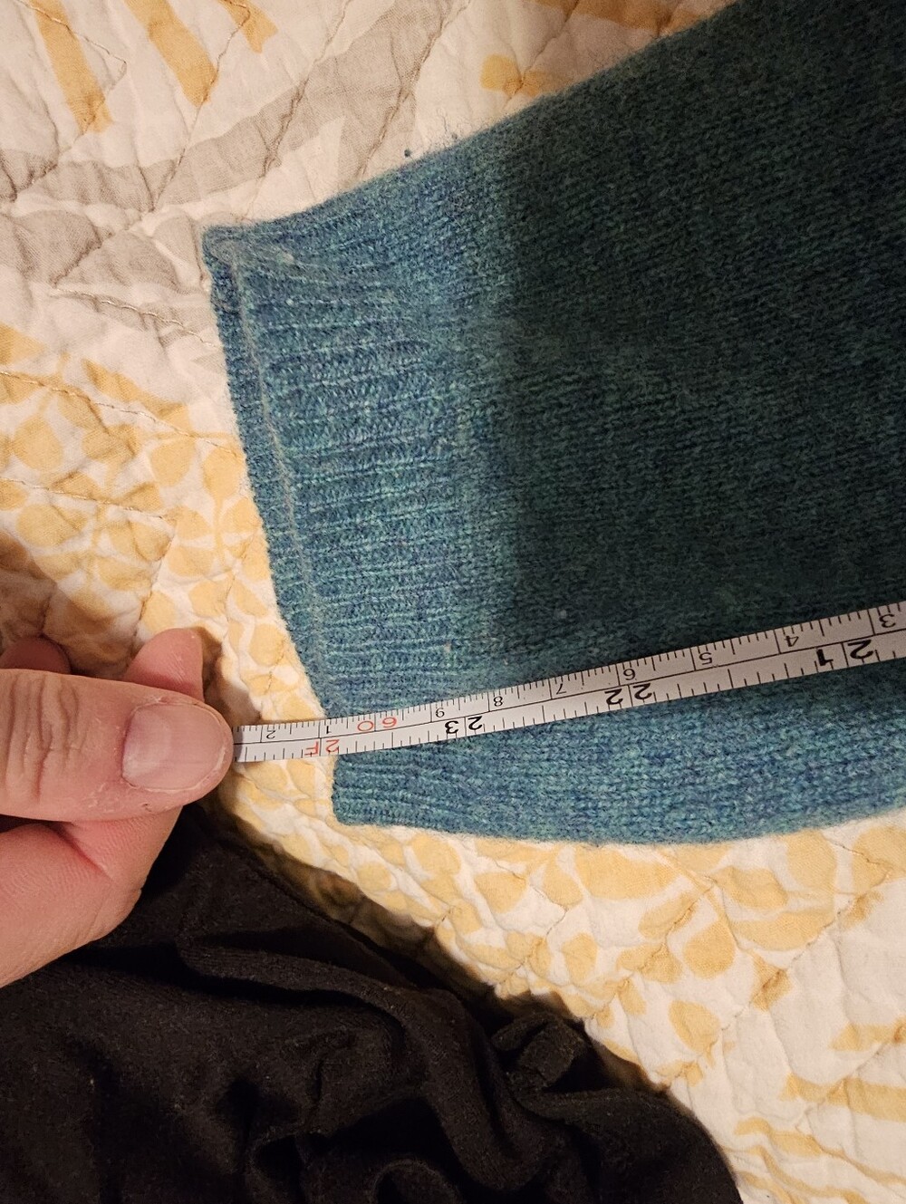 Ellen Tracy Teal Crewneck Cashmere Sweater - Picture 8 of 8